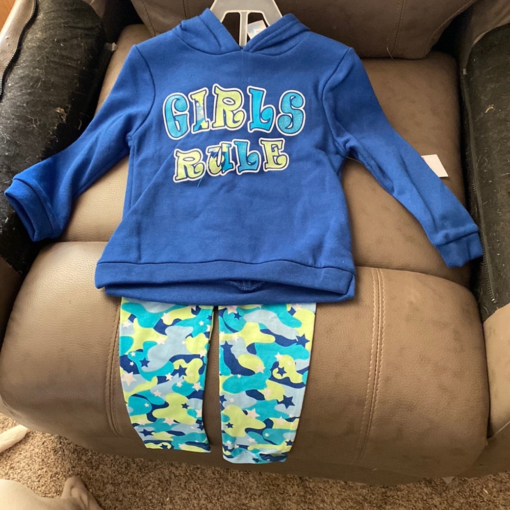 Shirt and pants for sell girls